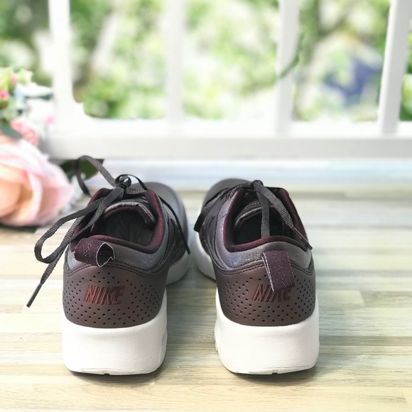 NWT Nike Air Max Thea PRM MTLC Mahogany WMNS - Picture 6 of 8